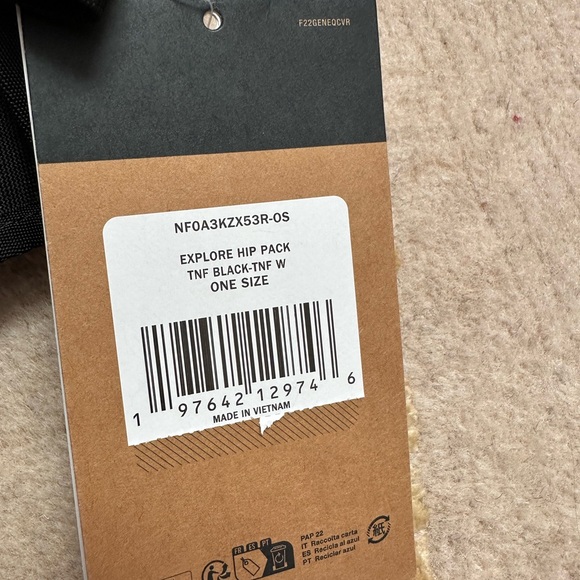 The North Face Black Belt Bag - Picture 2 of 5